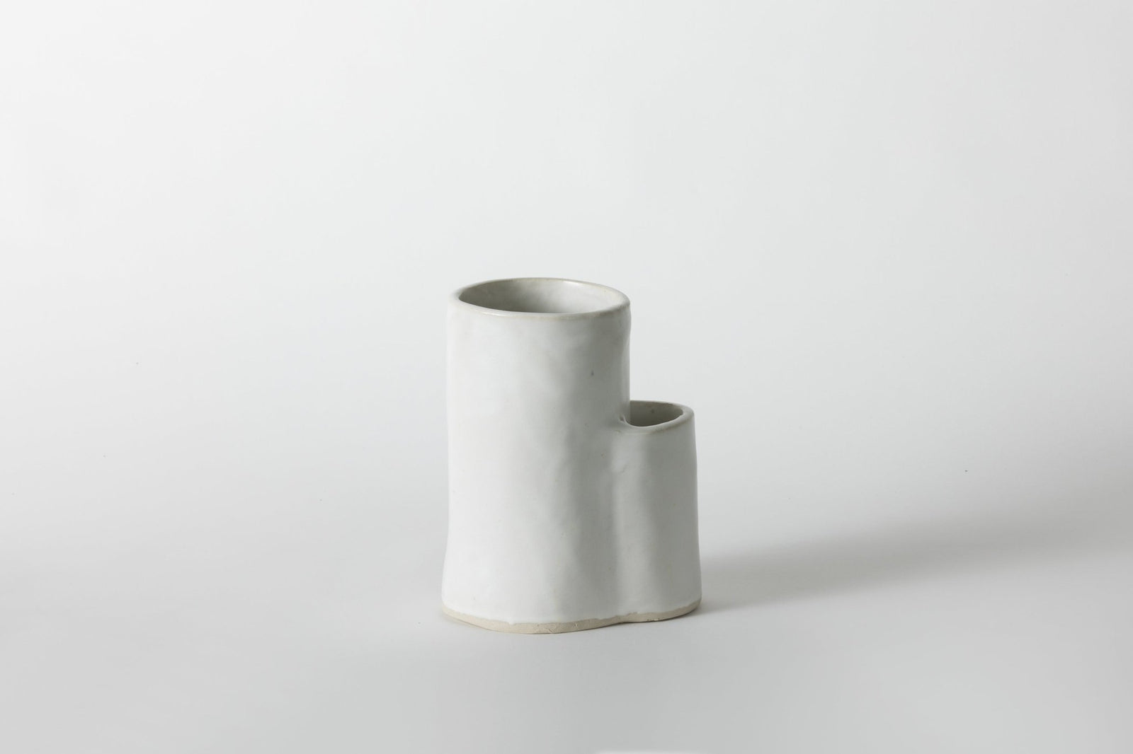 Coast Vase White Vase 19 x 14 x 25cm White