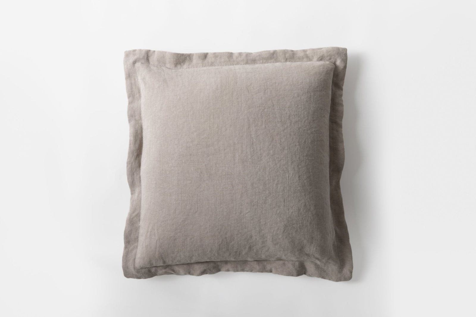 Duke Square Cushion Dove